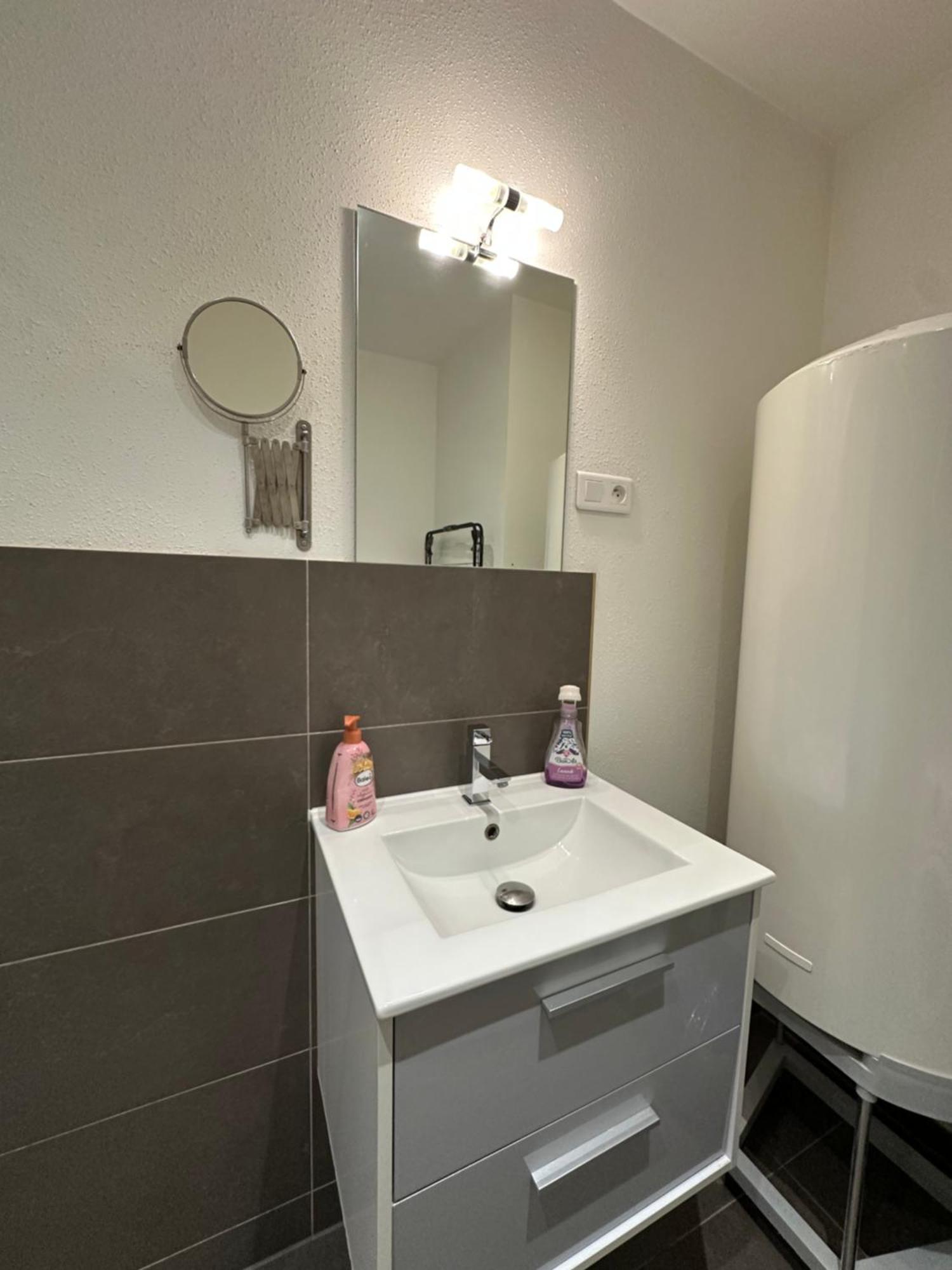# Le 3 # Joli Appartement T3 Mulhouse Centre, Neuf, Calme Et Tout Equipe Kültér fotó